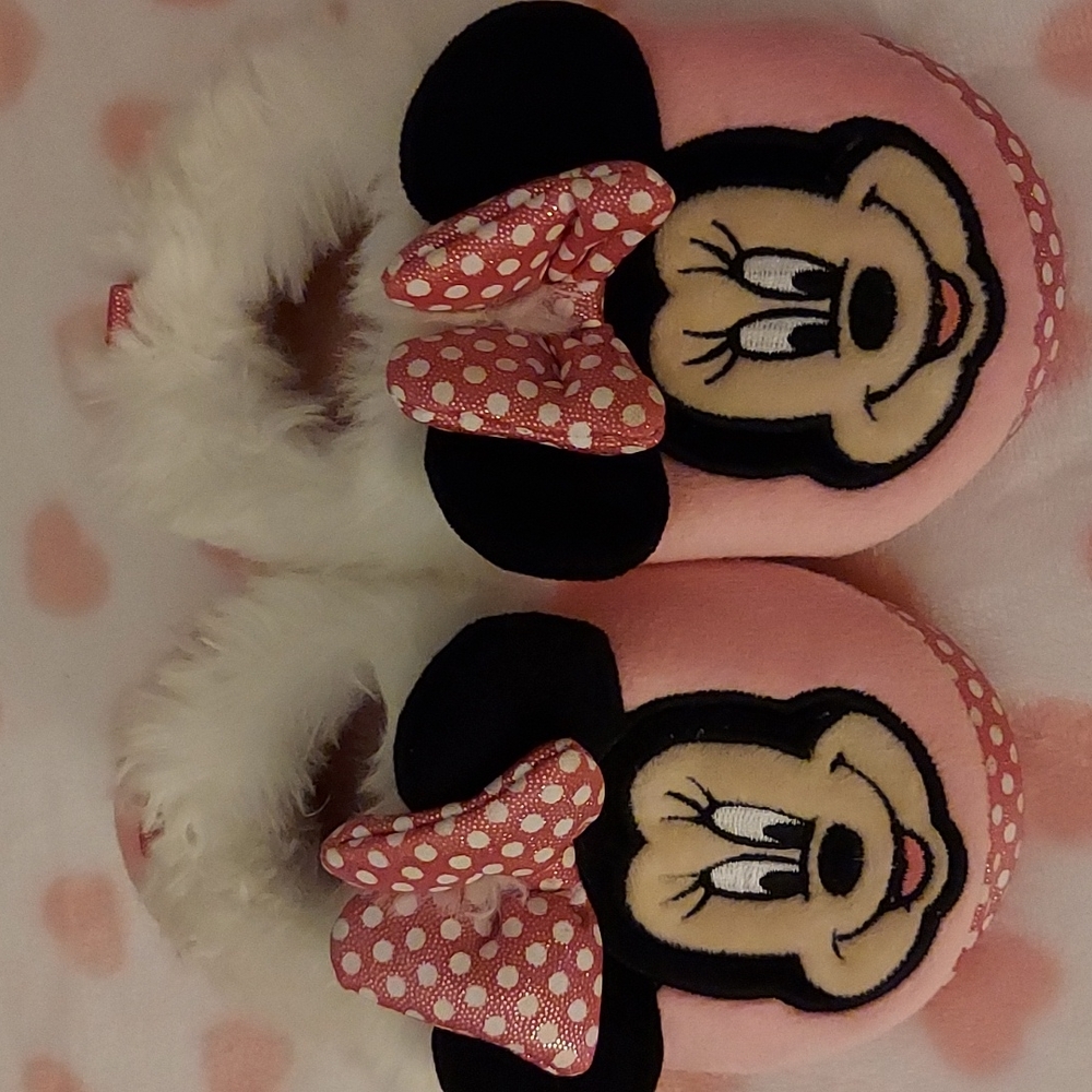 Pink Minnie Mouse Slppers for toddlers